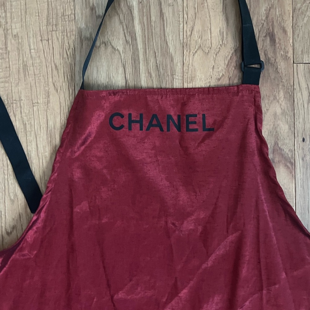 CHANEL Burgundy Apron with Black Straps